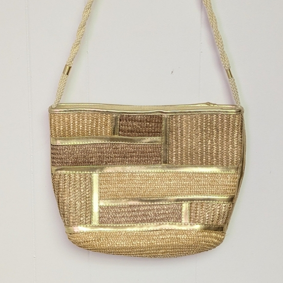 Vintage Handbags - Vintage Wheat Straw Purse With Gold Accents By Worthington